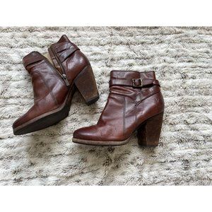 Brown leather Frye ankle booties